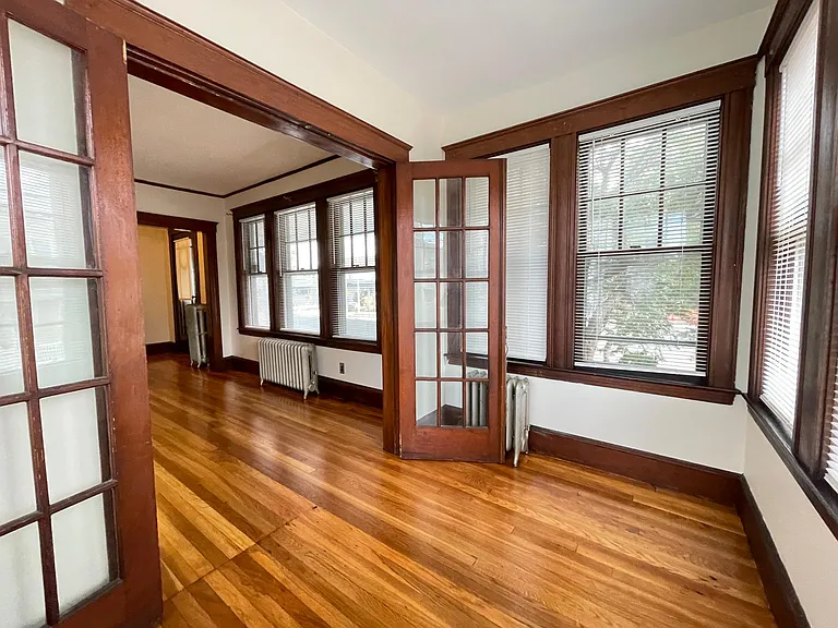 738 Mount Auburn St — Photo 5