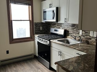 364 N Courtland St #1, East Stroudsburg, PA 18301