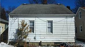 2nd image of 18267 Heyden St