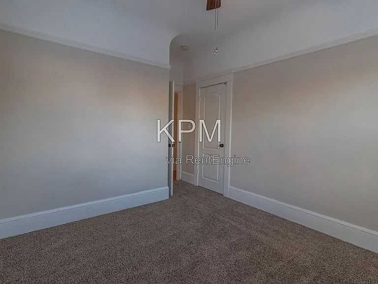 34 W Poplar St — Photo 15