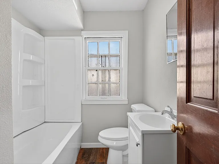 6713 Kenwood Dr — Photo 6