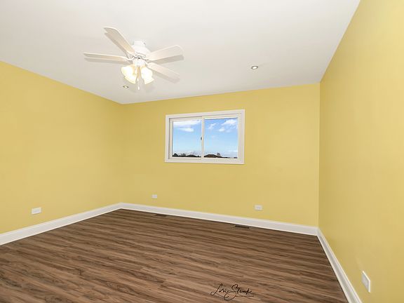 2nd image of 4431 Stacey Ct