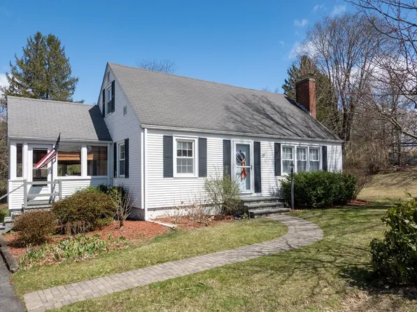 17 Fisher St, Westborough, MA 01581
