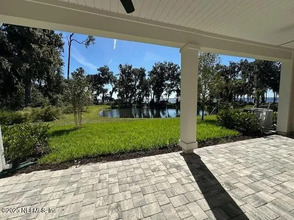 345 OAKMOSS Drive, St. Johns, FL 32259