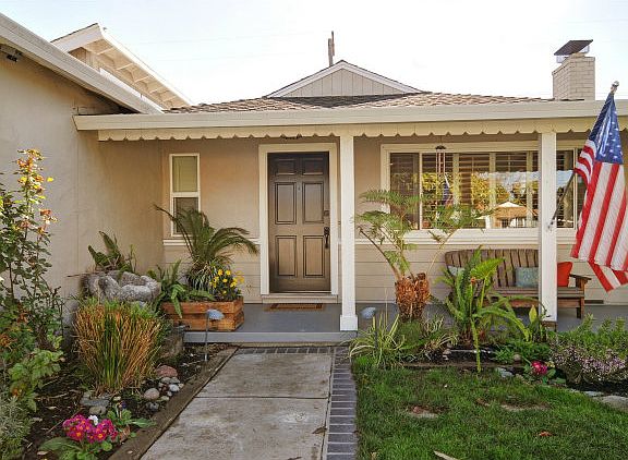 2nd image of 3426 Laguna Ct