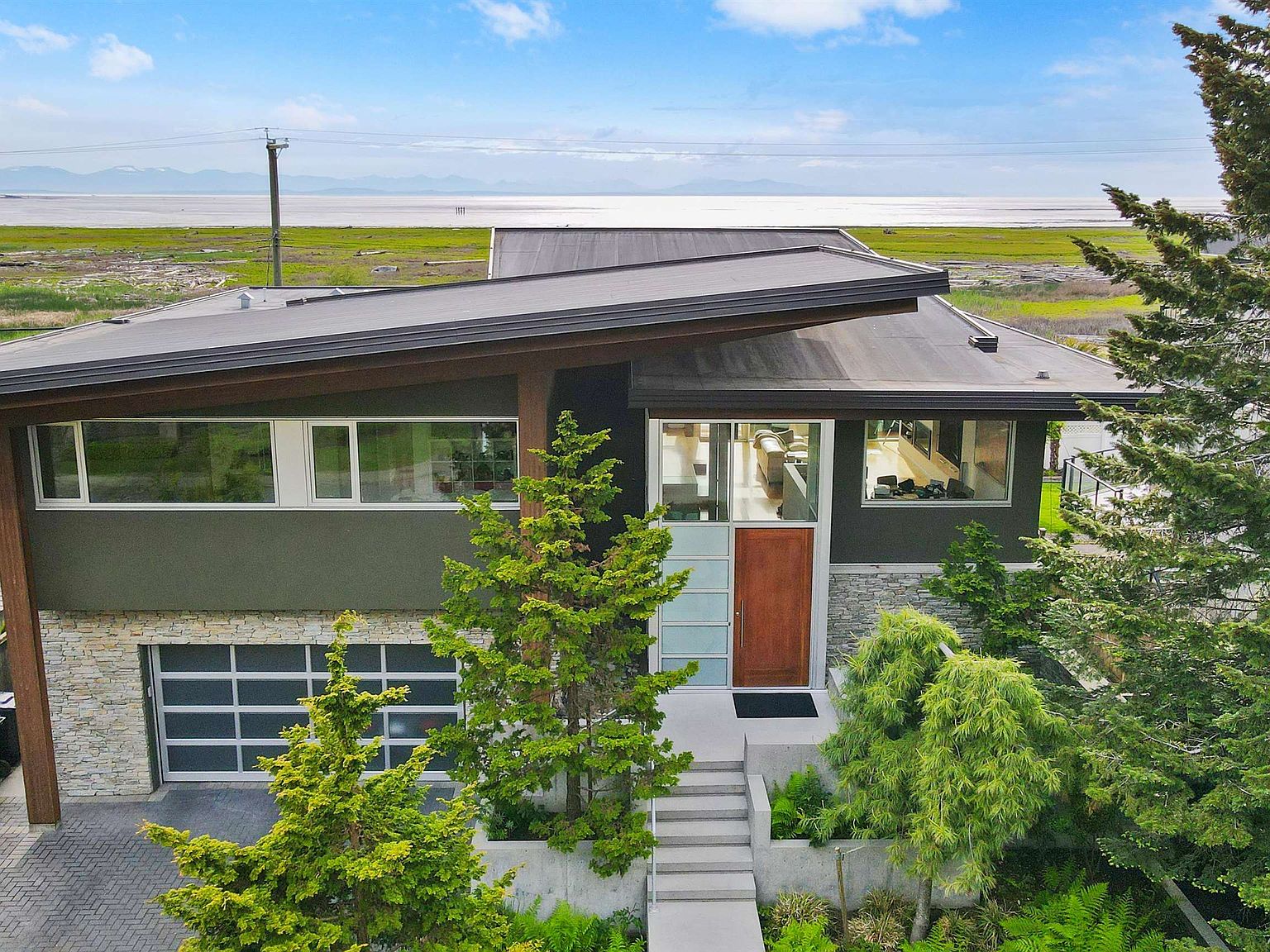 8631 Seafair Dr, Richmond, BC V7C 1X7 MLS R2920634 Zillow