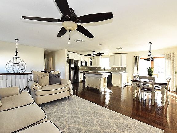 3rd image of 3578 Widgeon Pl
