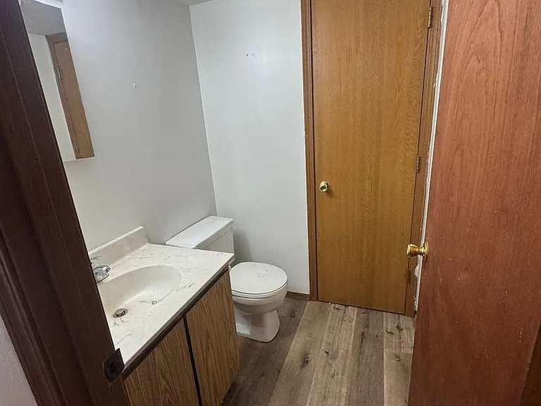 1210 W Main St — Photo 31