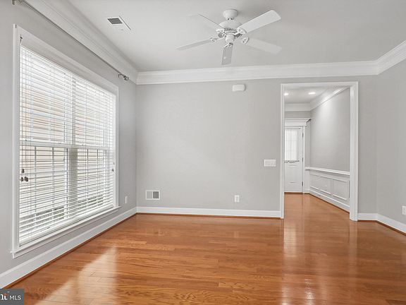 5th image of 8922 Pink Carnation Ct