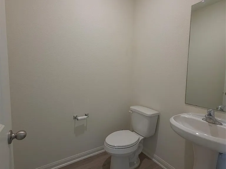 305 Lone Mountain Dr — Photo 13