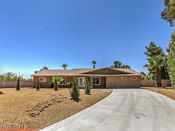 2nd image of 6061 Madre Mesa Dr
