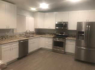 6768 N Auburn Cir, Moorpark, CA 93021