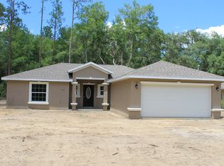 531 W Bluster Pl, Citrus Springs, FL 34434
