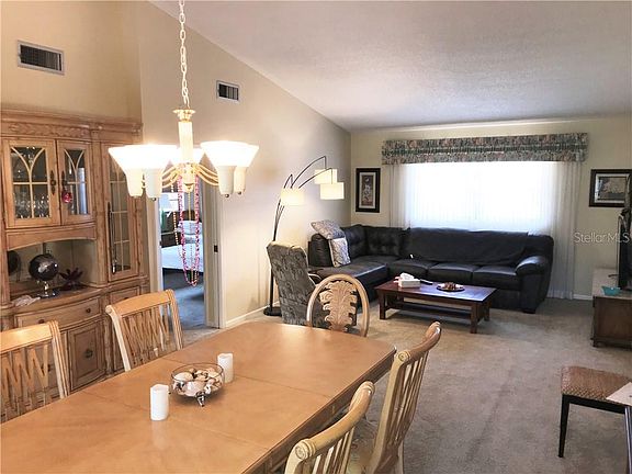 4th image of 6028 Oak Creek Ln #1931