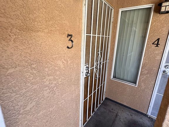4th image of 4654 33rd St Unit 3