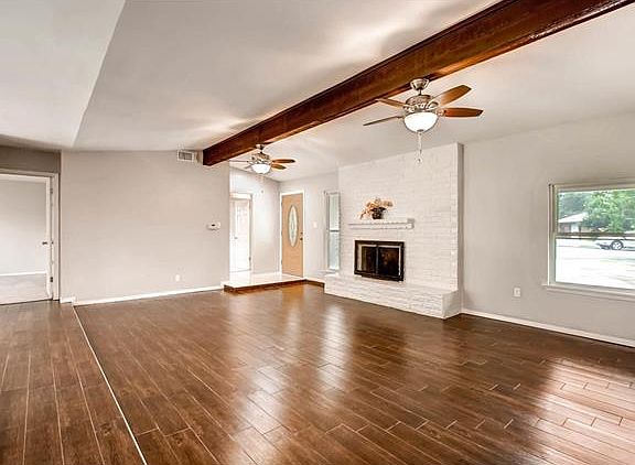3rd image of 7012 Crosswood Dr
