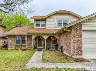 8331 Thorncliff Dr, San Antonio, TX 78250