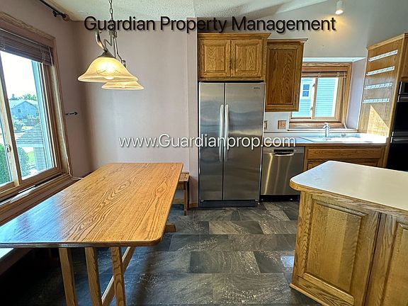 4th image of 11021 Brittany Dr N