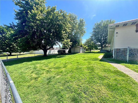 5th image of 407 Seymore Dr