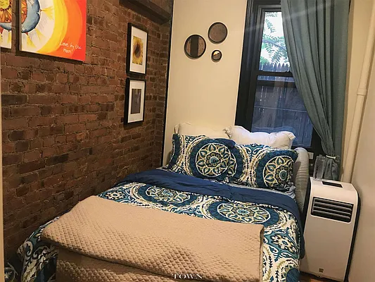 Rented by Town Residential | media 22