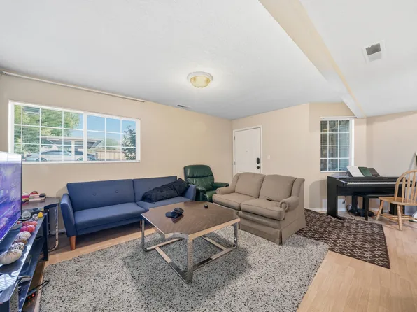 1245 Riverside Ave APT 39, Provo, UT 84604