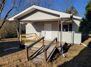 1720 W Valley Rd, Whitwell, TN 37397