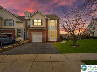 5261 Dartmouth Dr, Macungie, PA