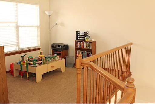 4th image of 120 Vista View Dr