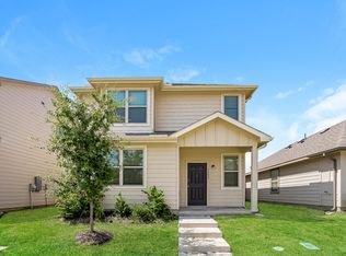 5508 Eagle Point Dr, Fort Worth, TX 76119