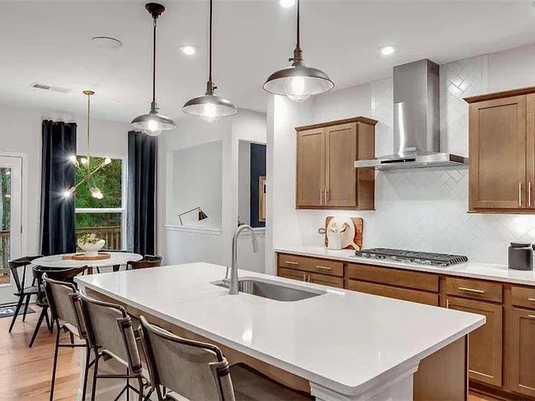 74 Fairway Dr — Photo 3