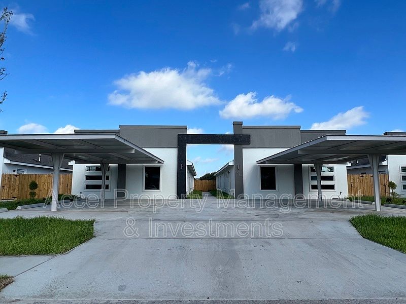 1st image of 1709 Angelica Dr #3