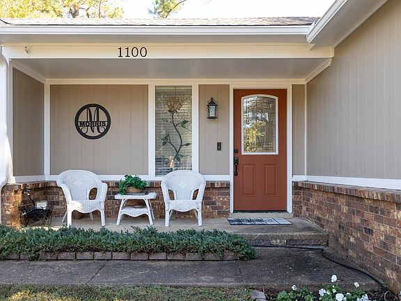 3rd image of 1100 Tararidge Dr