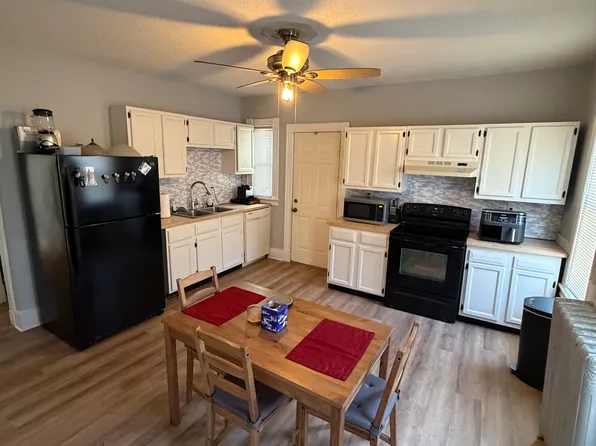 14 Springfield St APT 1, Springfield, MA 01107