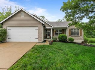 173 Valleybrook Dr, O'Fallon, MO 63368