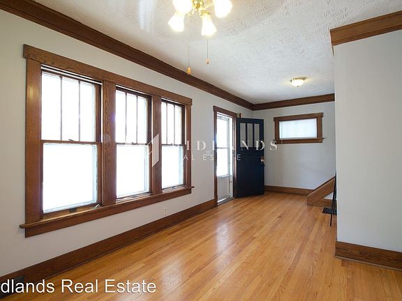 3rd image of 4328 Mayberry St