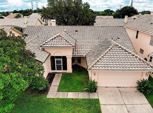 6440 Pinewood Dr, Orlando, FL 32822