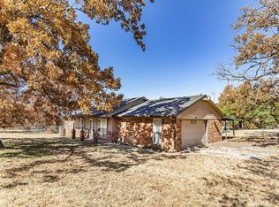 102 Oakleaf St, McLoud, OK 74851