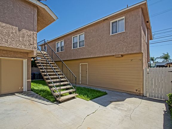 3rd image of 1138 W 164th St APT B