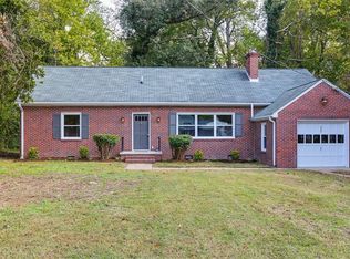 686 Winthrop Rd, Williamsburg, VA 23185