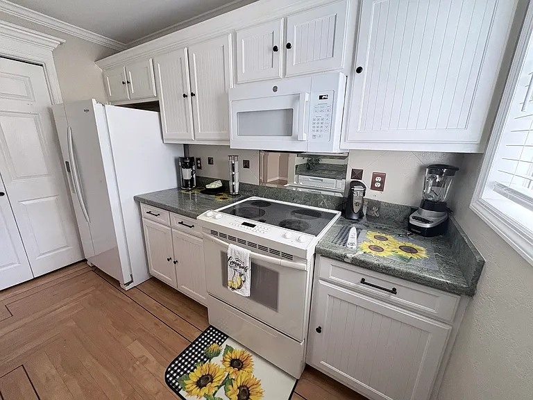 2701 Preston Woods Ln #1 — Photo 2