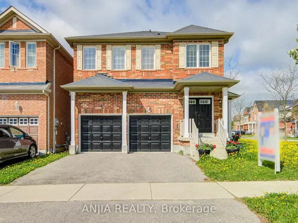 2 Horn St, Whitchurch Stouffville, ON L4A 0X9