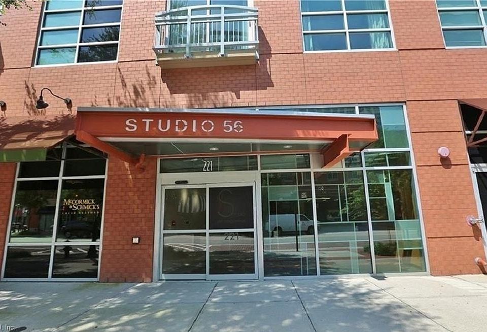 1st image of 221 Market St Unit 543