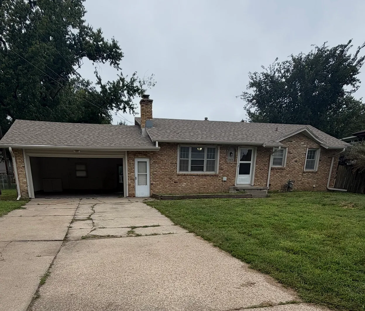 3 bed, 1600 sqft, $2,050 — Photo 1