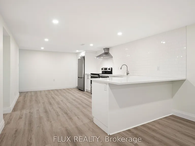 235 Guelph St #2 — Photo 5