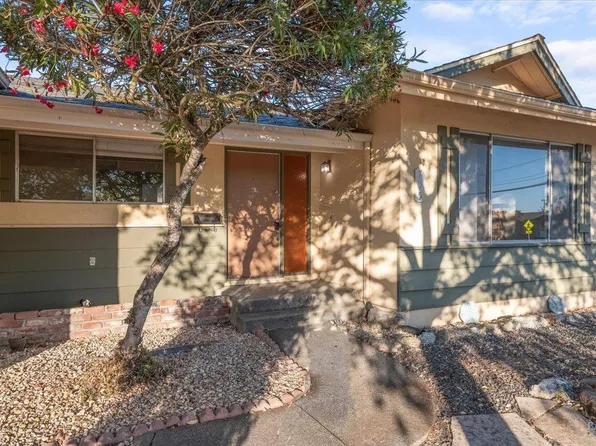 705 Crinella Drive, Petaluma, CA 94954