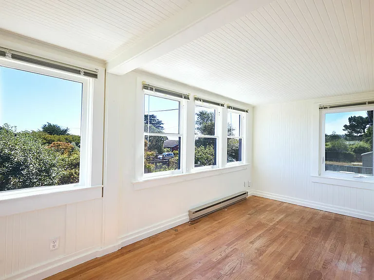 Cedar Rd — Photo 18