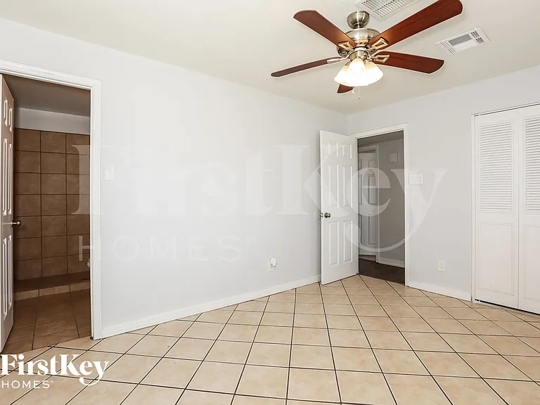 4739 E Sunland Ave — Photo 9