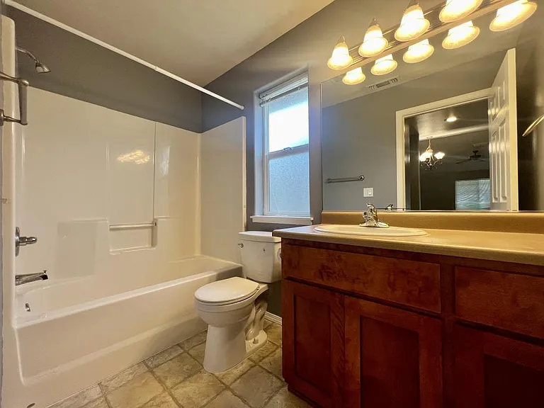 1268 SW Sun Glo Dr — Photo 13