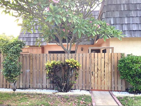 2nd image of 2430 Waterside Drive