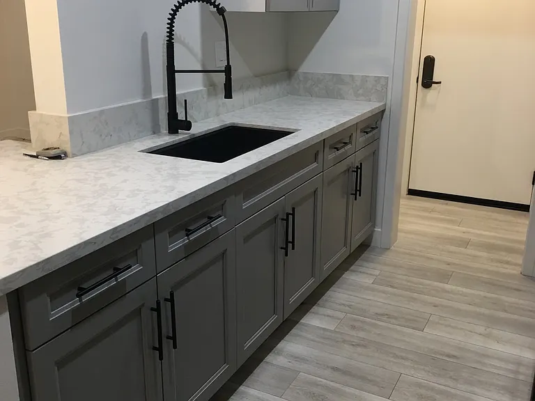 The Azul Apartments — Photo 5